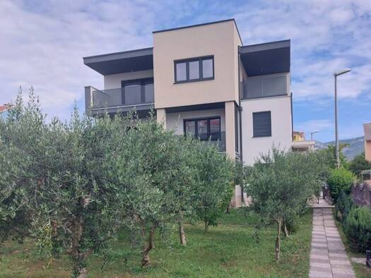 Haus zum Kauf 900.000 € 8 Zimmer 330 m² Kastela