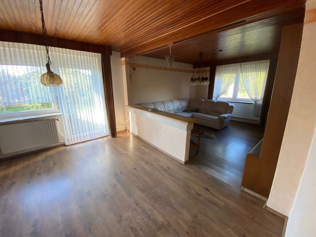 Einfamilienhaus zum Kauf 170.000 € 4 Zimmer 177 m²<br/>Wohnfläche 6.000 m²<br/>Grundstück Ostendorf Bremervörde 27432