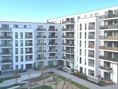 Wohnung zur Miete 1.072 € 2 Zimmer 68,6 m² 3. Geschoss frei ab 01.08.2025 Friedrich-Ebert-Damm 241c Farmsen - Berne Hamburg 22159