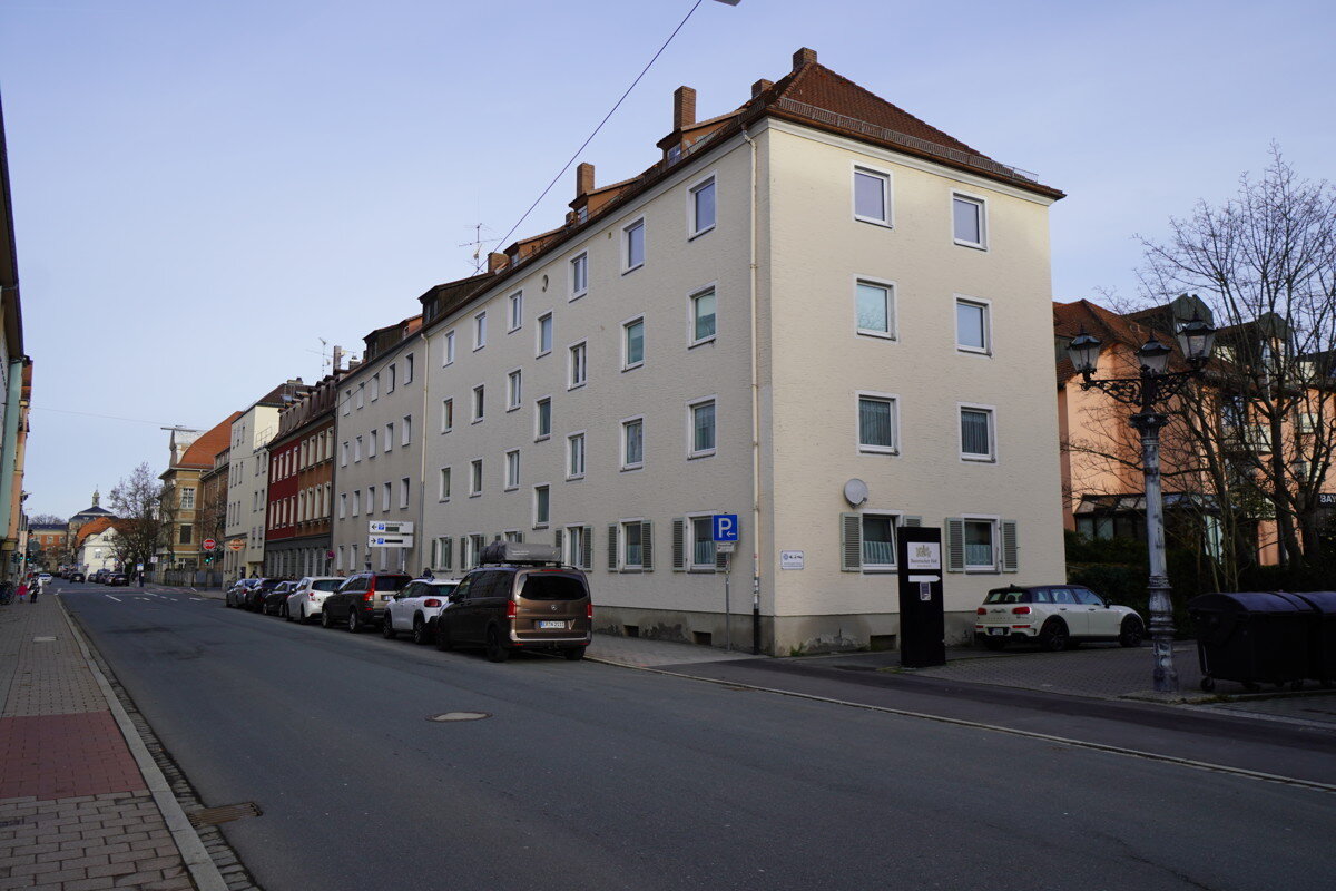 Wohnung zum Kauf 355.000 € 3 Zimmer 68 m²<br/>Wohnfläche 2.<br/>Geschoss Rathausplatz Erlangen 91052