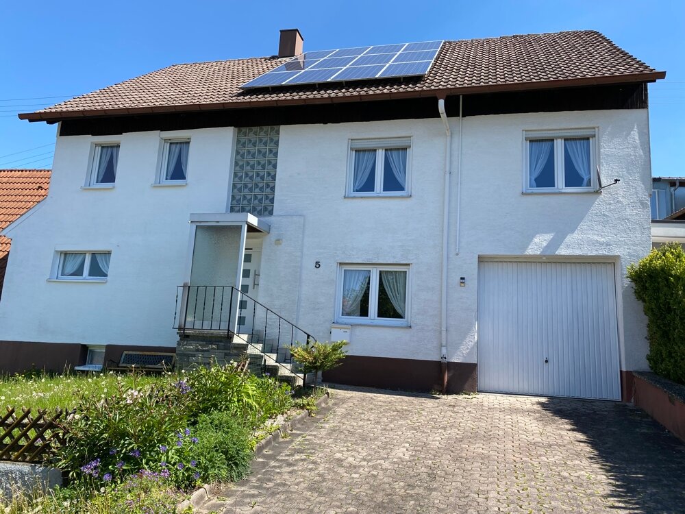 Einfamilienhaus zum Kauf 195.000 € 7 Zimmer 158 m²<br/>Wohnfläche 1.150 m²<br/>Grundstück Zepfenhan Rottweil / Zepfenhan 78628