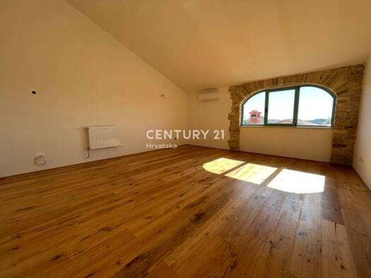 Wohnung zum Kauf 201.600 € 2 Zimmer 62 m² 2. Geschoss Buje