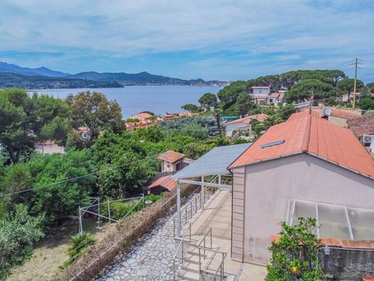 Villa zum Kauf 590.000 € 4 Zimmer 90 m² 480 m² Grundstück Meerblick Portoferraio 57037