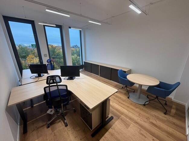 Bürofläche zur Miete provisionsfrei 1.650 € 32 m² Bürofläche Pelkovenstraße Moosach München 80992