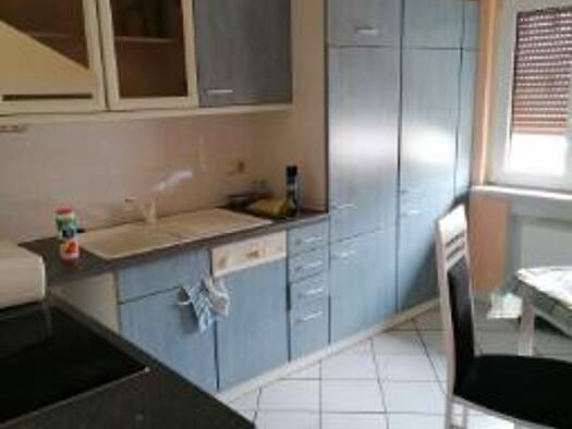 Wohnung zur Miete 700 € 2,5 Zimmer 75 m² Geschoss 1/1 frei ab sofort Hüttengesäß Ronneburg 63549