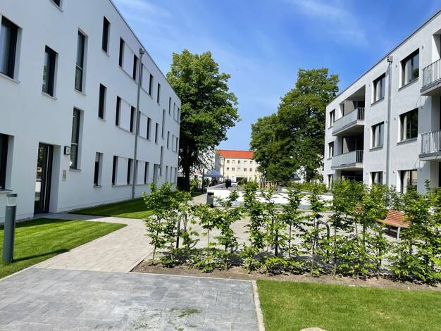 Wohnung zur Miete 1.153 € 2 Zimmer 64,7 m² 2. Geschoss Biesdorf Berlin 12683