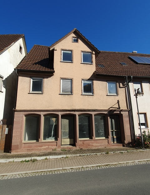 Einfamilienhaus zum Kauf 74.999 € 6 Zimmer 140 m²<br/>Wohnfläche 157 m²<br/>Grundstück Laudenbach Weikersheim 97990