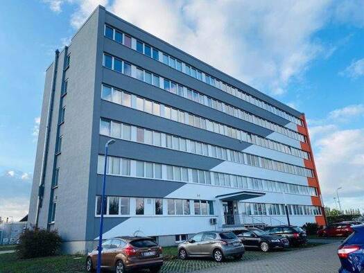 Bürogebäude zur Miete provisionsfrei 6 € 7 Zimmer 221 m² Bürofläche teilbar von 18 m² bis 40 m² Parsevalstraße 6 Bitterfeld Bitterfeld-Wolfen 06749