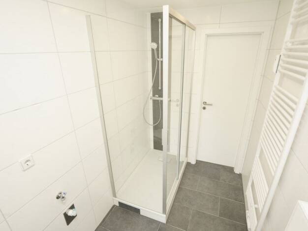 Wohnung zur Miete 349 € 3 Zimmer 57,1 m² EG Bernsdorfer Straße 25 Bernsdorf Bernsdorf 09126