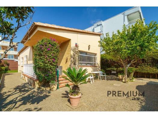 Villa zum Kauf 775.000 € 3 Zimmer 110 m² Castelldefels 08860