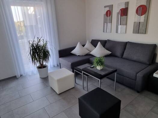 Wohnung zur Miete auf Zeit 1.199 € 2 Zimmer 50 m² frei ab sofort Sankt-Georgener-Weg 0 Rottweil Rottweil - Bühlingen 78628
