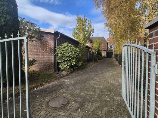 Lagerhalle zur Miete 2.300 € 150 m² Lagerfläche Bassum 27211