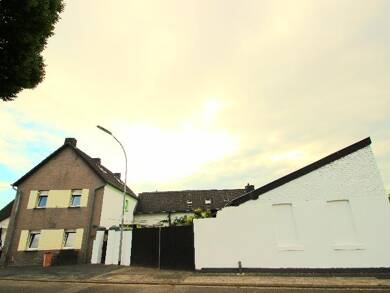 Bauernhaus zum Kauf 489.000 € 12 Zimmer 253 m² 395 m² Grundstück Niederkassel 53859