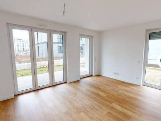 Wohnung zur Miete 1.086 € 3 Zimmer 83,6 m² EG frei ab 15.02.2026 Werner-Salomon-Straße 5 Nauen 14641