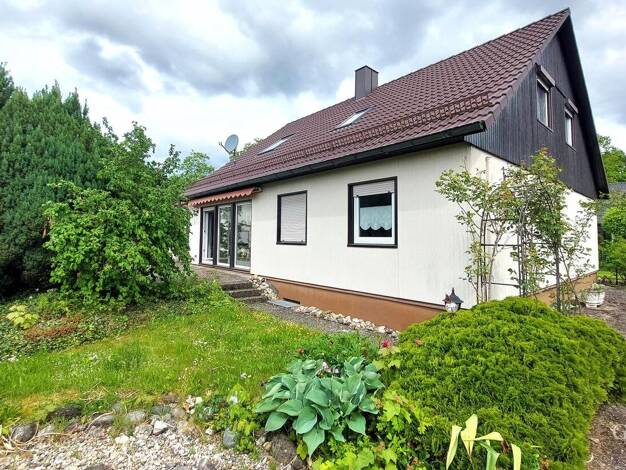 Einfamilienhaus zum Kauf 450.000 € 7 Zimmer 160 m² 718 m² Grundstück Mutlangen 73557
