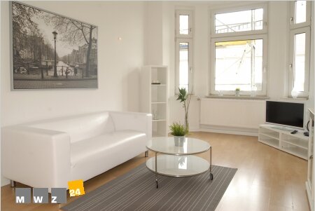 Wohnung zur Miete Wohnen auf Zeit 1.250 € 2 Zimmer 65 m²<br/>Wohnfläche 01.03.2025<br/>Verfügbarkeit Mörsenbroich Düsseldorf 40470