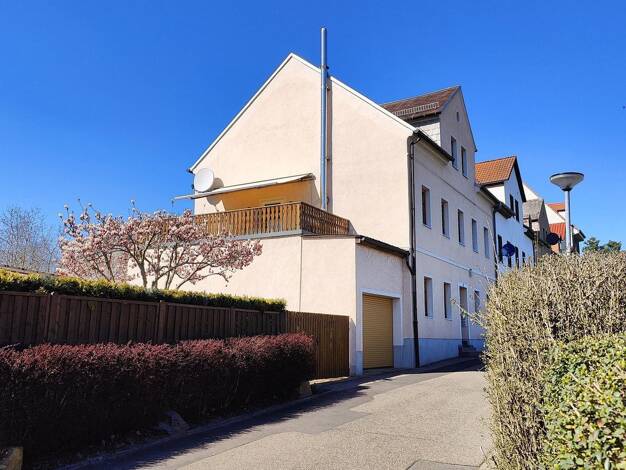 Reihenendhaus zum Kauf provisionsfrei 285.000 € 9 Zimmer 226 m² 460 m² Grundstück Döbeln Döbeln 04720