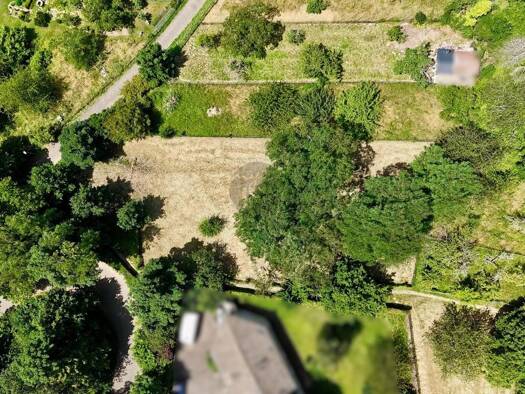 Land-/Forstwirtschaft zum Kauf 75.000 € 1.600 m² Grundstück Weststadt Baden-Baden 76532