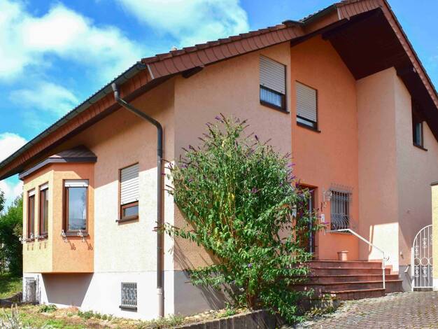 Mehrfamilienhaus zum Kauf als Kapitalanlage geeignet 575.000 € 6 Zimmer 166 m² 769 m² Grundstück Steinsfurt Sinsheim 74889