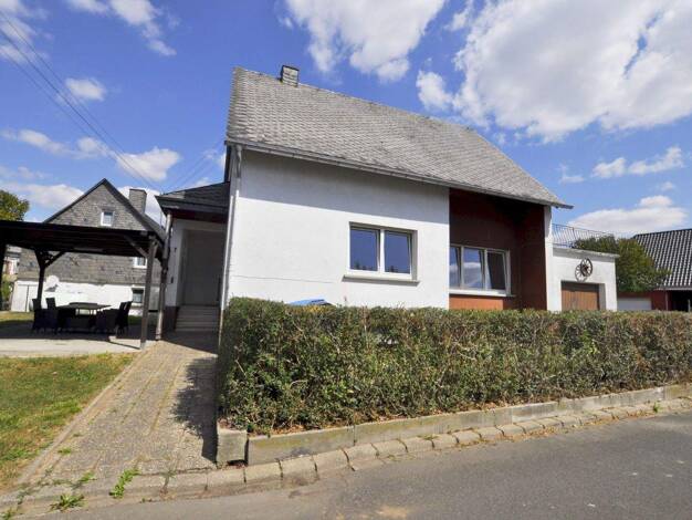 Einfamilienhaus zum Kauf 109.000 € 4 Zimmer 120 m² 571 m² Grundstück Altstrimmig 56858