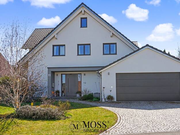 Einfamilienhaus zum Kauf 920.000 € 7,5 Zimmer 224 m² 1.077 m² Grundstück Unadingen Löffingen 79843