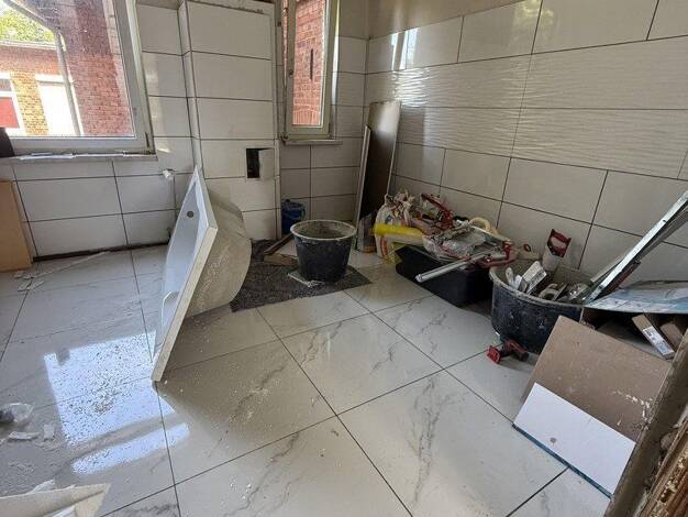 Wohnung zur Miete 760 € 3 Zimmer 86 m² 1. Geschoss Niederroßlaer Straße 28 Apolda Apolda 99510