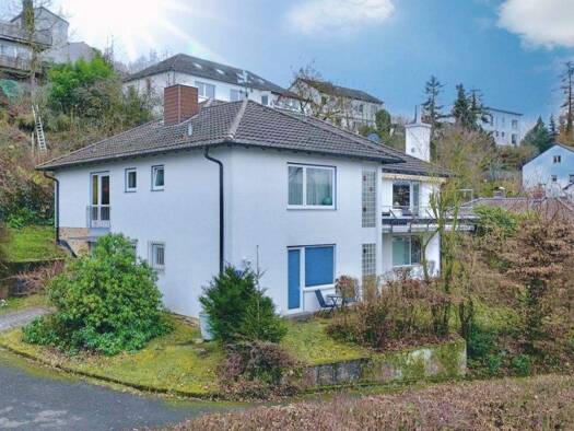 Mehrfamilienhaus zum Kauf 8 Zimmer 250 m² 1.522 m² Grundstück Melsungen 34212