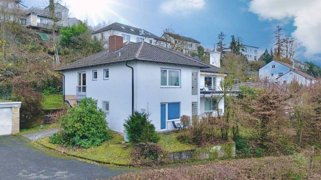 Mehrfamilienhaus zum Kauf 445.000 € 8 Zimmer 250 m² 1.522 m² Grundstück Melsungen 34212