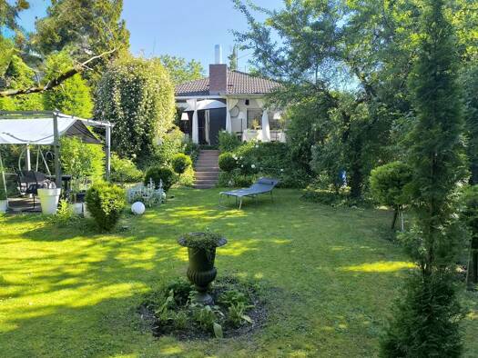 Einfamilienhaus zum Kauf 798.000 € 4 Zimmer 169 m² 562 m² Grundstück Neuenhain Bad Soden 65812