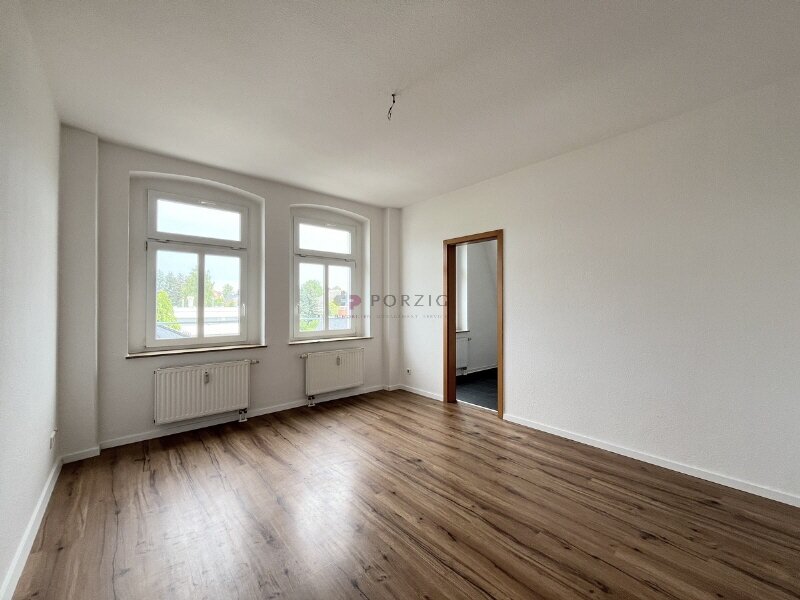 Wohnung zur Miete 250 € 2 Zimmer 45 m²<br/>Wohnfläche 4.<br/>Geschoss Georgstraße 23 Limbach-Oberfrohna Limbach-Oberfrohna 09212