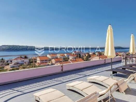 Haus zum Kauf 1.350.000 € 7 Zimmer 410 m² Barbat na Rabu Rab
