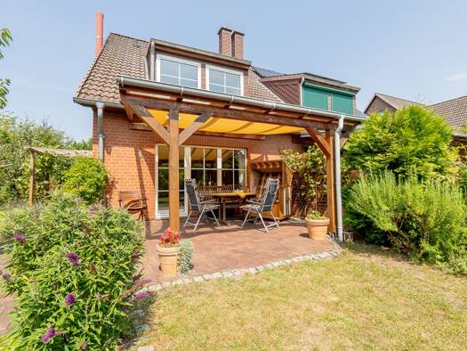 Doppelhaushälfte zum Kauf 359.000 € 3 Zimmer 90,5 m² 355 m² Grundstück Luhdorf Winsen (Luhe) 21423