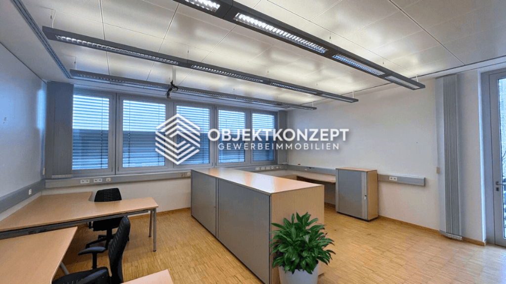 Büro zur Miete 1.382 m² Bürofläche teilbar ab 250 m² Industriegebiet Konstanz 78467