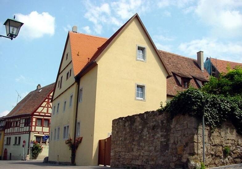 Wohnung zur Miete 700 € 3 Zimmer 82 m² 2. Geschoss frei ab sofort Rothenburg Rothenburg 91541