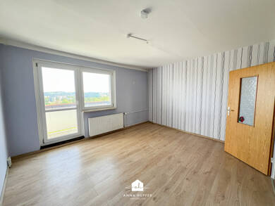 Wohnung zur Miete 300 € 3 Zimmer 60,5 m² Dachgeschoss, 4. Geschoss frei ab sofort Otto-Worms-Straße 13 Lusan Gera 07549