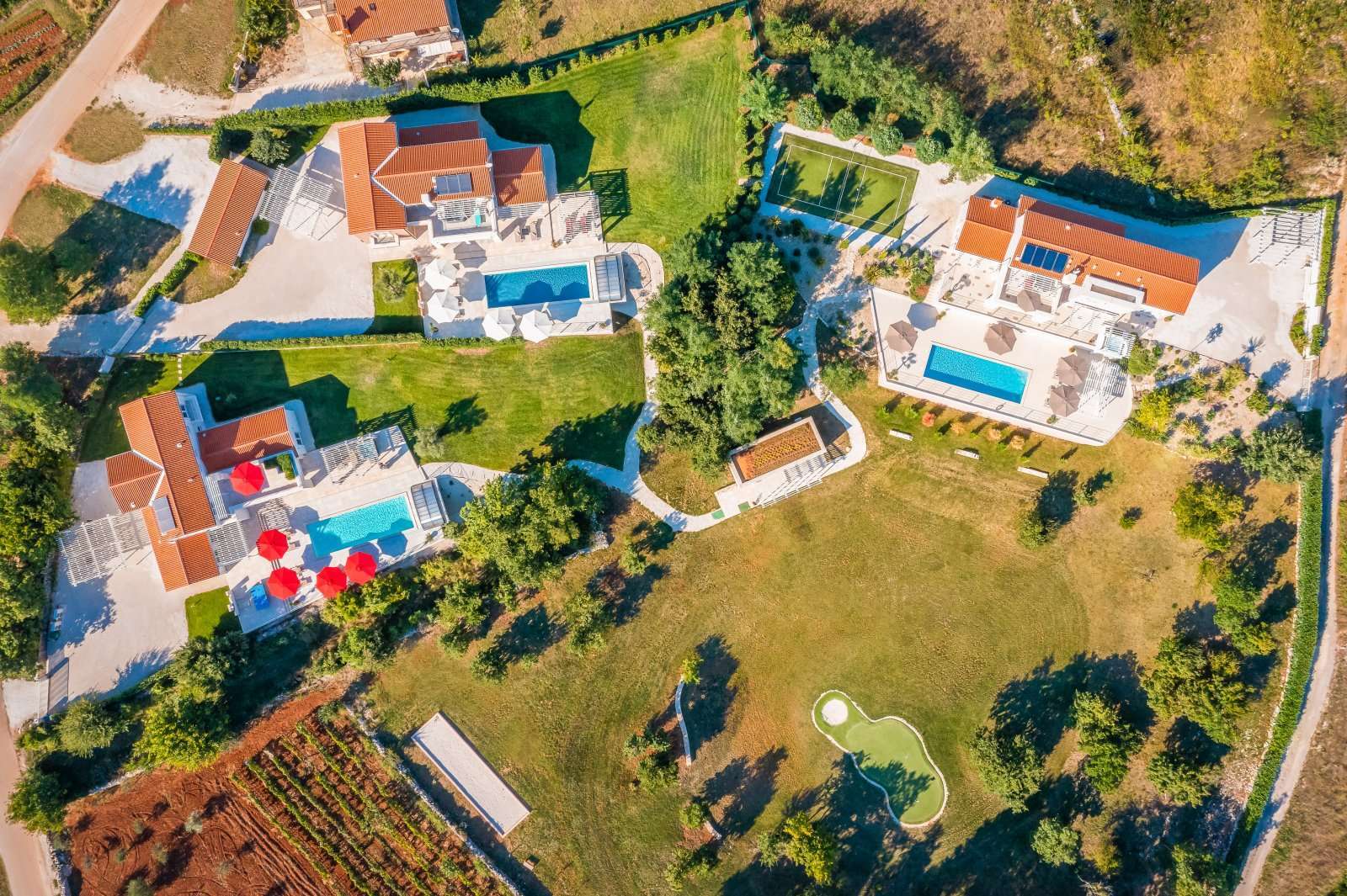 Villa zum Kauf 3.950.000 € 16 Zimmer 250 m²<br/>Wohnfläche 11.000 m²<br/>Grundstück Rezanci 52341