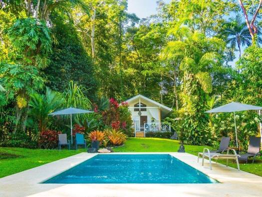 Hotel zum Kauf 1.190.350 € 6 Zimmer 3.648 m² Grundstück J8P5+H6C  Limón Province  Punta Uva  Costa Rica Punta Uva
