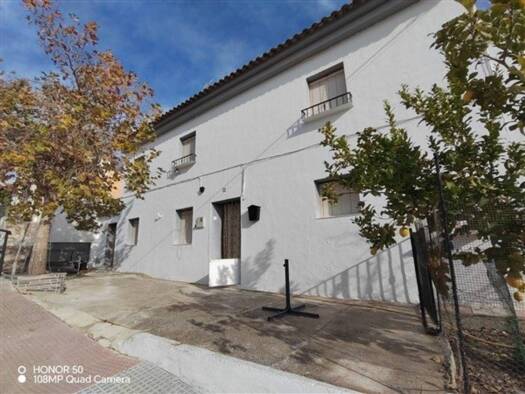 Villa zum Kauf 69.500 € 3 Zimmer 186 m² 172 m² Grundstück Loja 18312