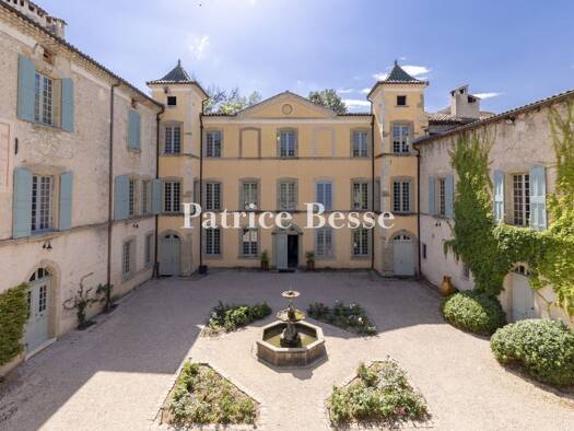 Schloss zum Kauf 3.100.000 € 20 Zimmer 5.969 m² 78.748 m² Grundstück Montclar-sur-Gervanne 26400