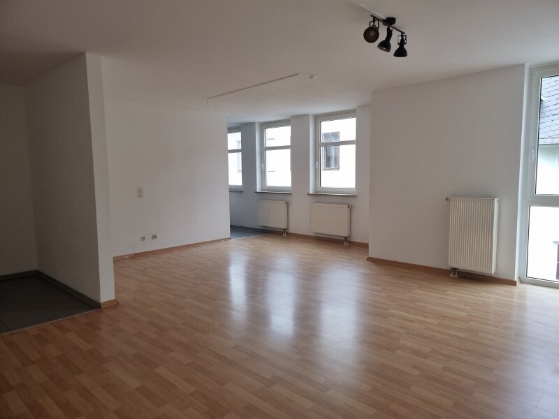 Wohnung zur Miete 340 € 2 Zimmer 68 m²<br/>Wohnfläche 2.<br/>Geschoss Crimmitschau Crimmitschau 08451