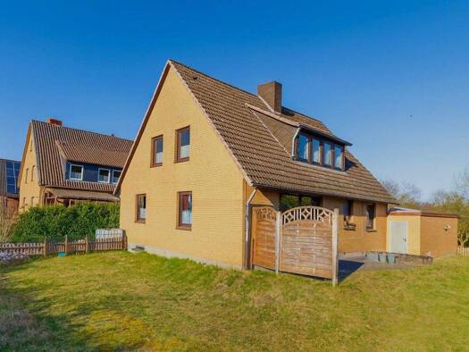 Einfamilienhaus zum Kauf 249.000 € 7 Zimmer 168 m² 1.236 m² Grundstück Himbergen 29584