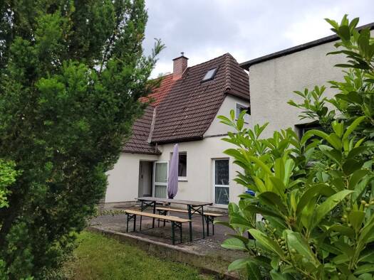 Doppelhaushälfte zum Kauf 149.000 € 4 Zimmer 90 m² 571 m² Grundstück frei ab sofort Gotha Gotha 99867