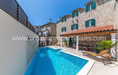 Haus zum Kauf 850.000 € 4 Zimmer 196 m² Kastela