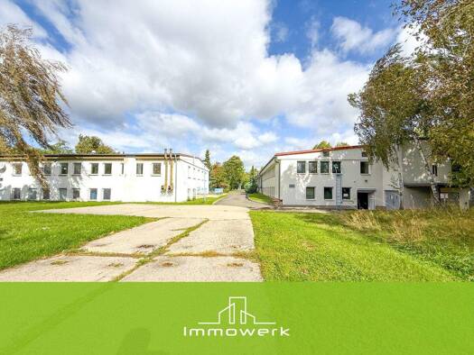 Lagerhalle zum Kauf 695.000 € 2.700 m² Lagerfläche Gottfried-Keller-Siedlung Halle (Saale) 06118