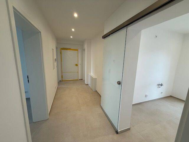 Erstbezug nach Renovierung, 3-Zi-ETW mit Balkon, Garten (ca. 170 m²), FBHZ, 1.OG, 2 Stellplätze, 91058 Erlangen-Eltersdorf – Erlangen – Vorschaubild 8