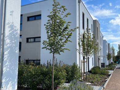 Wohnung zur Miete 1.035 € 3 Zimmer 82,8 m² 2. Geschoss frei ab 15.09.2025 Egerstraße 9 Erbenheim Wiesbaden 65205