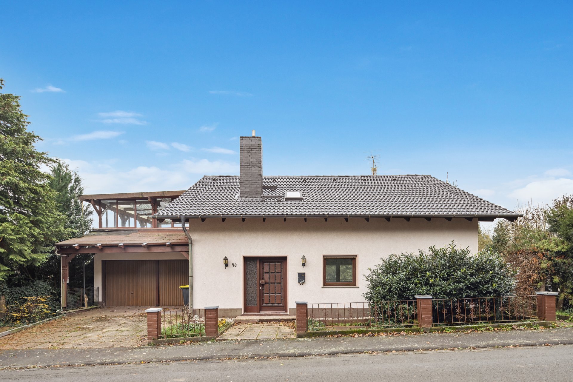 Einfamilienhaus zum Kauf 289.000 € 5 Zimmer 210 m²<br/>Wohnfläche 1.174 m²<br/>Grundstück Geiß - Nidda Nidda 63667