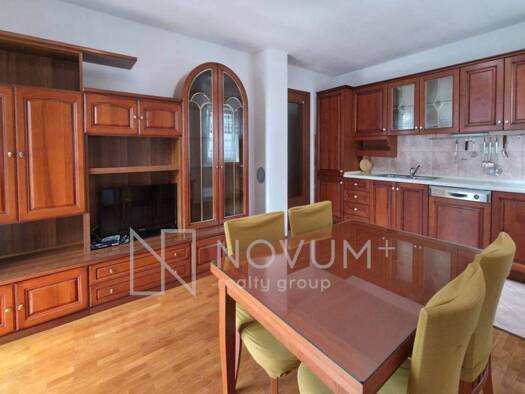 Wohnung zur Miete 800 € 2 Zimmer 59 m² Split