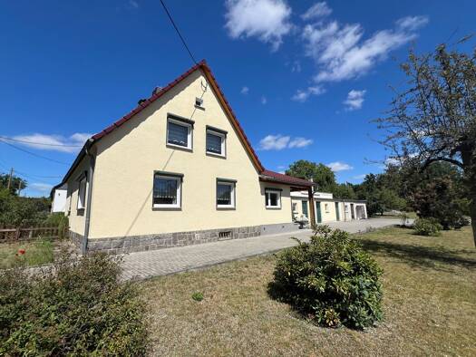 Doppelhaushälfte zum Kauf 249.000 € 3 Zimmer 74,1 m² 1.200 m² Grundstück Königsbrück Königsbrück 01936