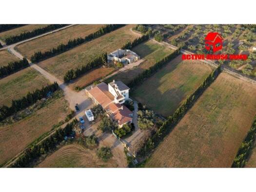Villa zum Kauf - Erstbezug 750.000 € 5 Zimmer 356 m² Camarles 43894